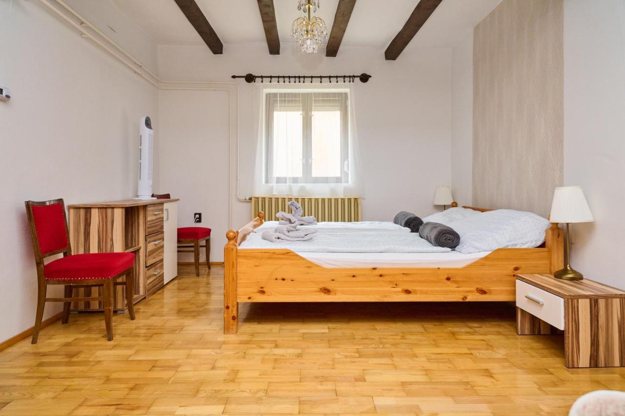 Kölcsey Vendégház Hódmezővásárhely Exterior foto