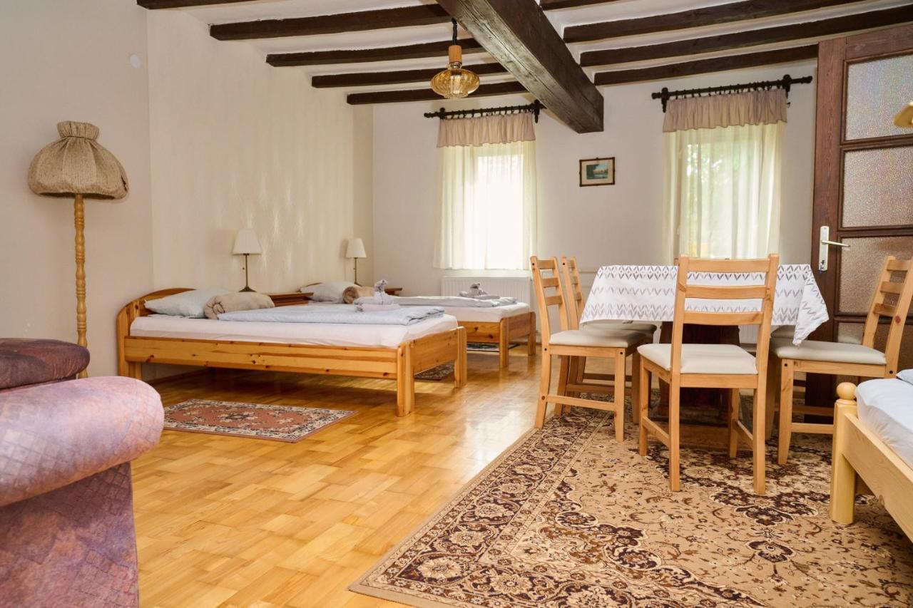 Kölcsey Vendégház Hódmezővásárhely Exterior foto